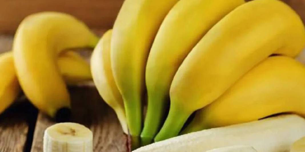 Bir tutam limon, biraz streç film! Muzun kararmasını önleyen yöntem: Uzun süre tazeliğini koruyor… 5